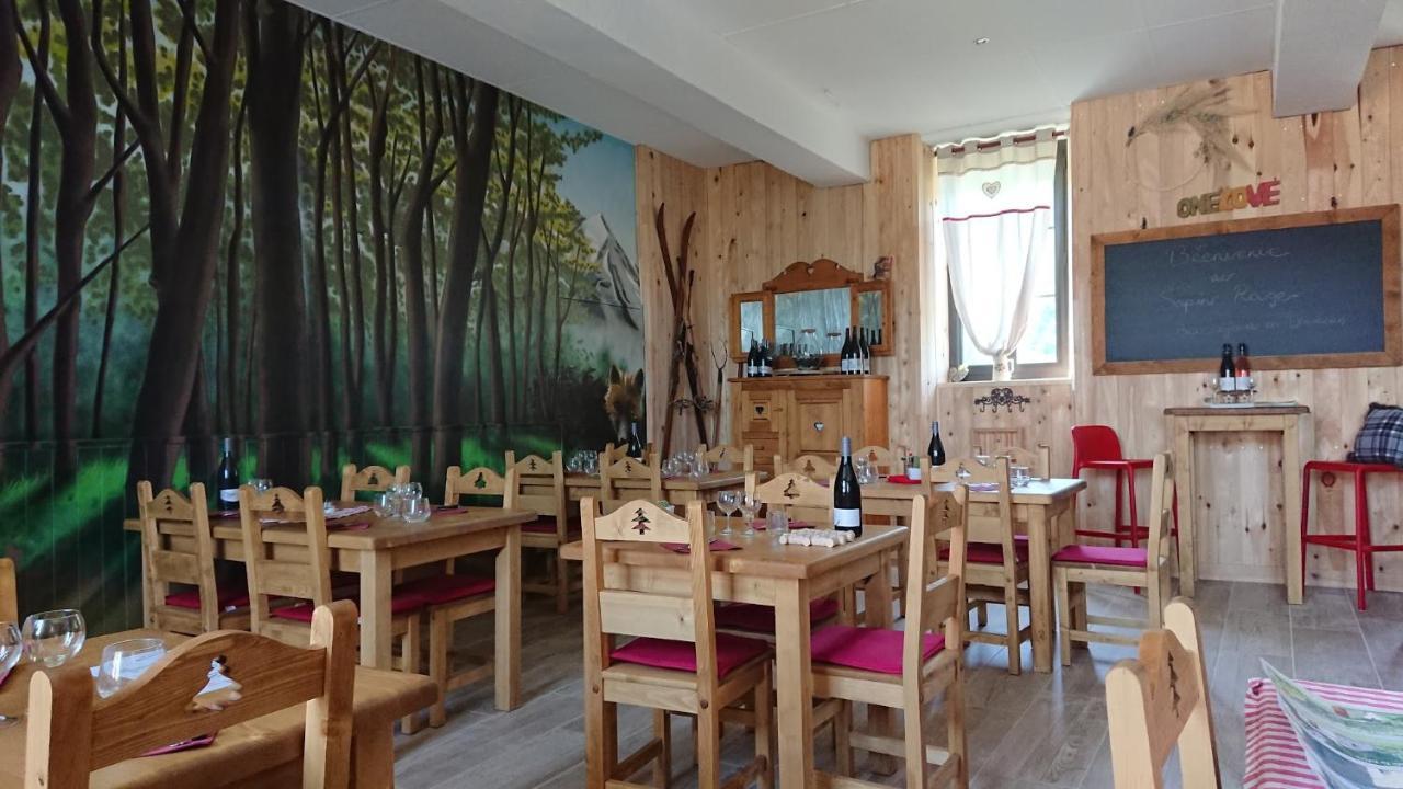 Le Sapin Rouge - Restaurant - Bar - Chambres D'Hotes Artigues  Exterior foto