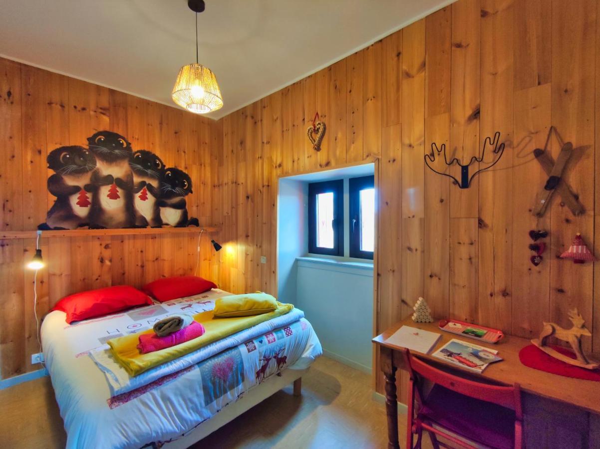 Le Sapin Rouge - Restaurant - Bar - Chambres D'Hotes Artigues  Exterior foto