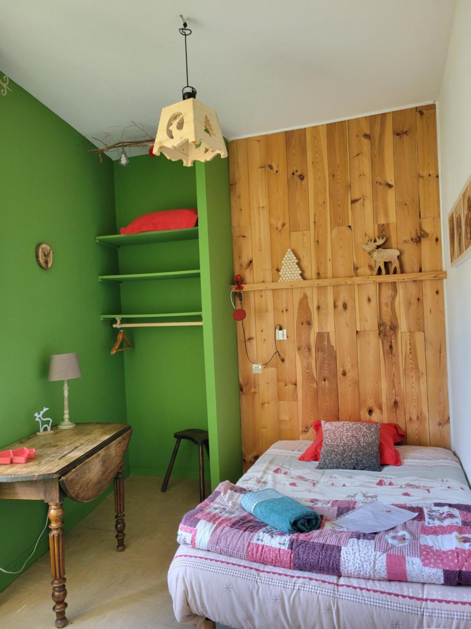 Le Sapin Rouge - Restaurant - Bar - Chambres D'Hotes Artigues  Exterior foto